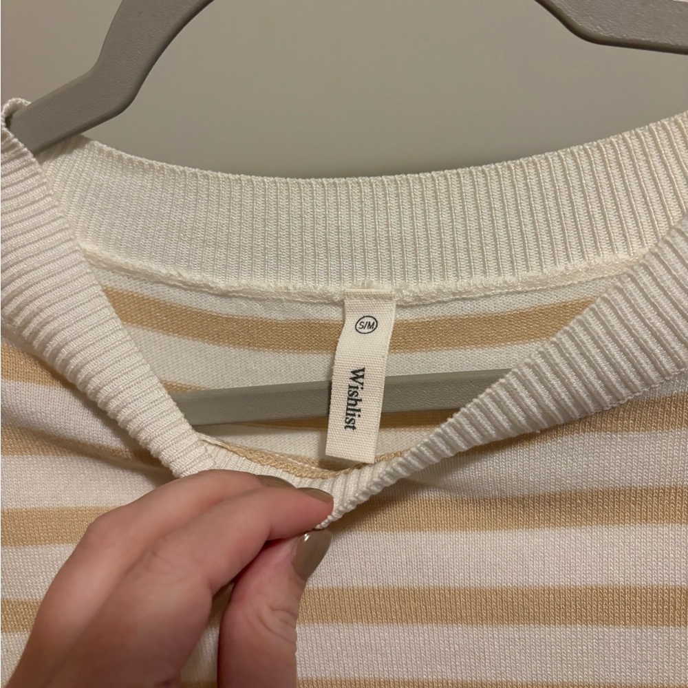 Wishlist striped flowy sleeve sweater - Size S/M